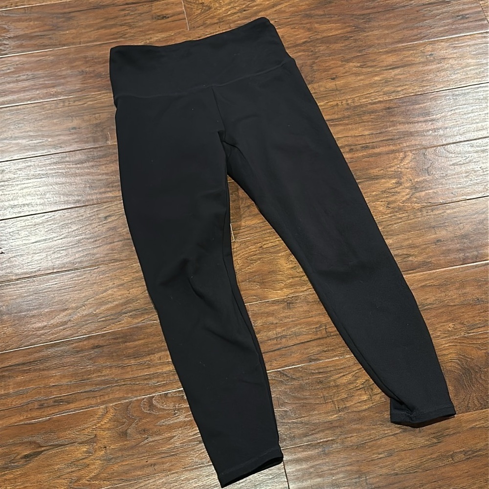 black leggings